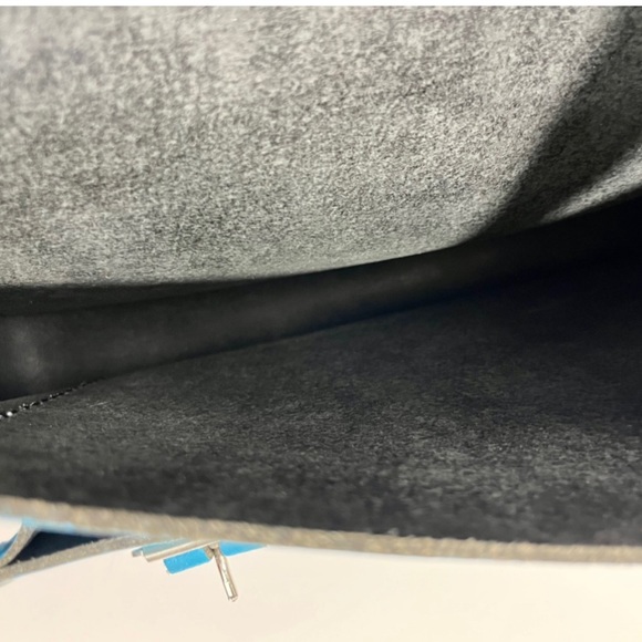 NEW The Cambridge Satchel Company Leather Crossbody Bag - Picture 5 of 8